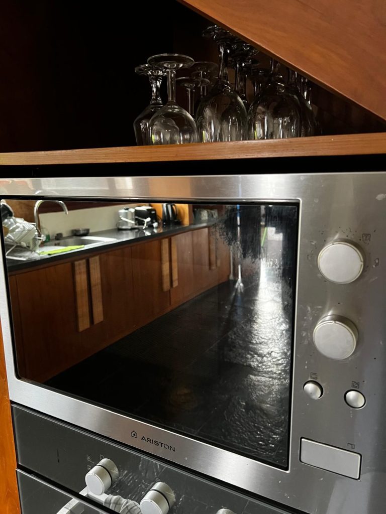 Service Microwave Ariston